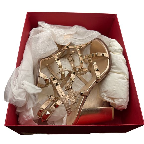 VALENTINO GARAVANI LEATHER ROCKSTUD ROSE GOLD GLADIATOR METALLIC SANDALS, SZ 39 - Picture 10 of 15